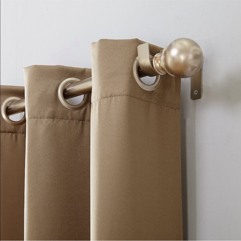 New energy efficient grommet curtain panels 54x108 - Picture 2 of 4